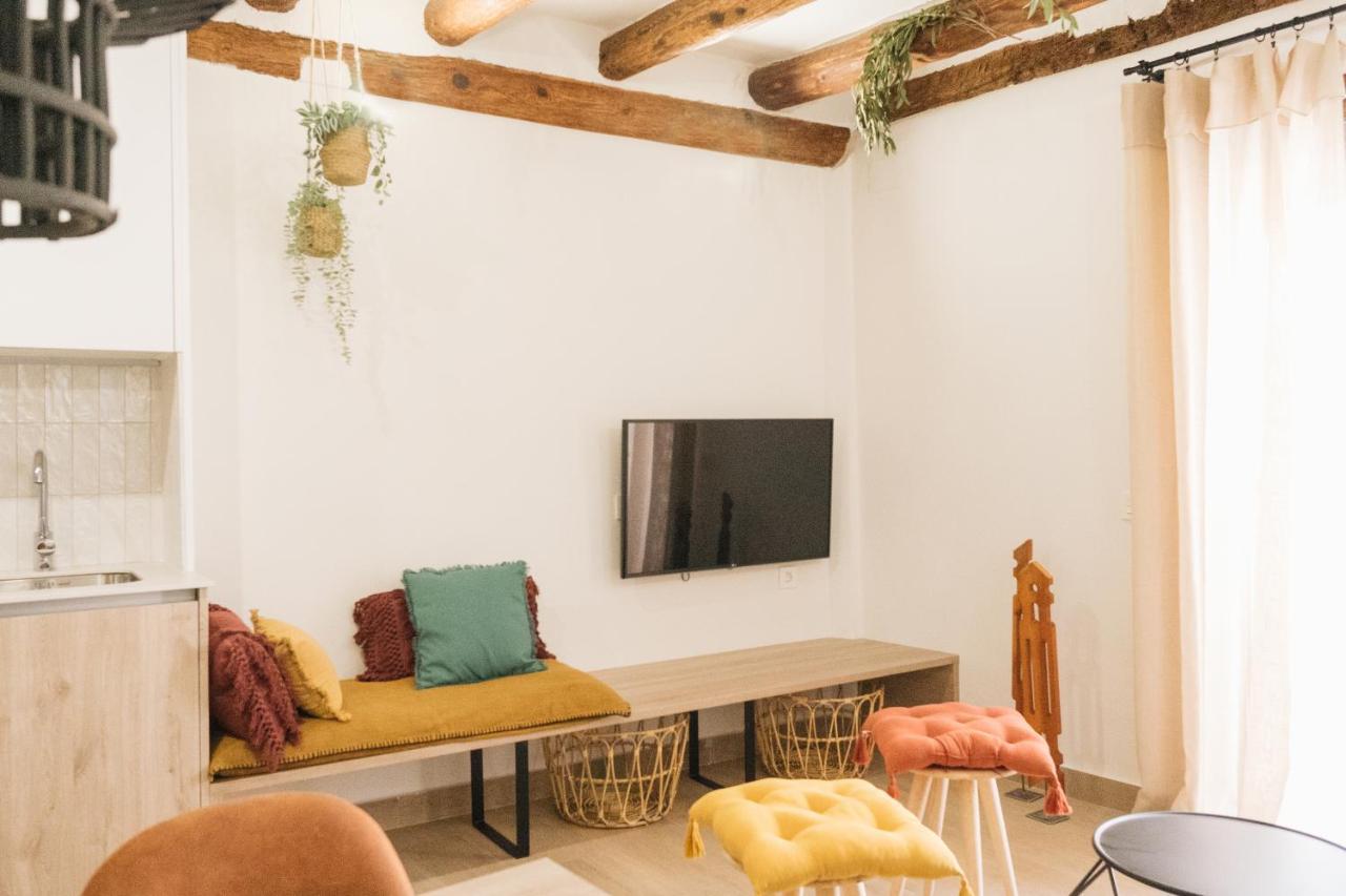 Apartaments La Rambla - Arbequina - 6 Persones Корнуделья Экстерьер фото